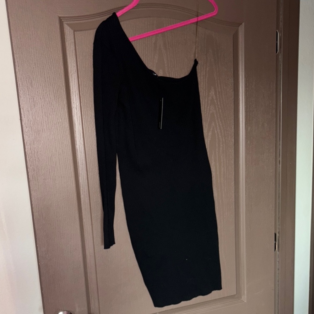 Ribbed Black One-Shoulder Dress